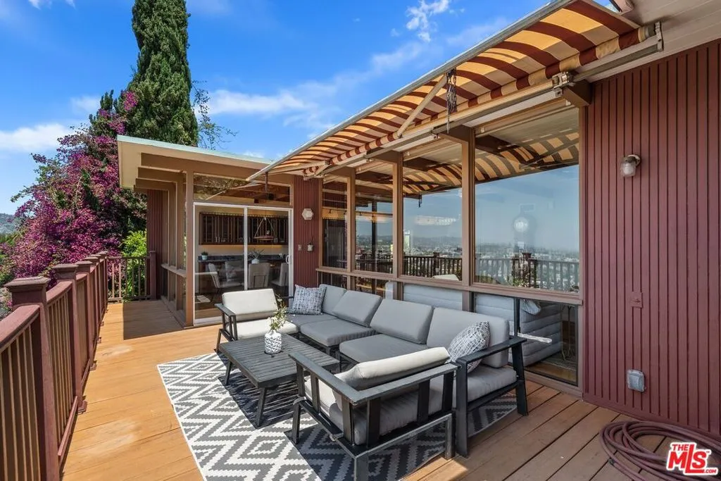 3928 Clayton Avenue, Los Angeles, California 90027 home-pic-12